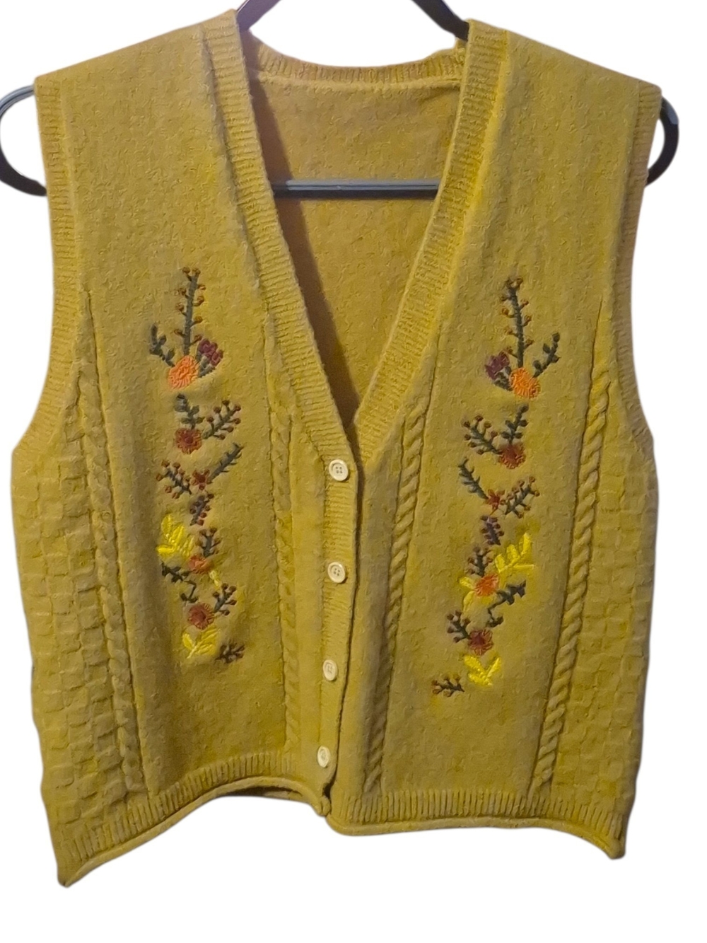 Floral Embroidered Sweater Vest M Mustard Cable Knit Cottagecore Boho Indie Folk